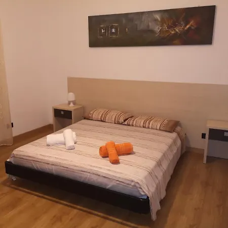 Vacanze Vito E Alessia 96-01 Pa 아파트