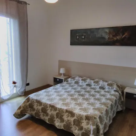 Vacanze Vito E Alessia 96-01 Pa 아파트